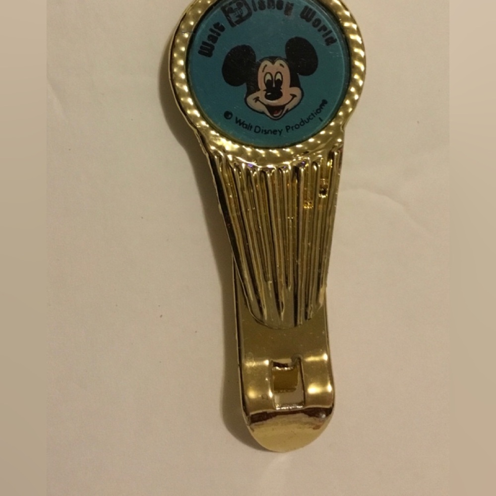 Walt Disney Bottle opener Box not included Made in USA - Picture 2 of 4